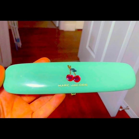 Marc Jacobs Cherry Palette - Picture 2 of 3